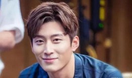 窦骁老婆爆料视频播放网站,揭秘明星夫妻幕后生活