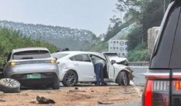 梅州交通事故最新爆料,多车连环相撞，现场情况紧急！